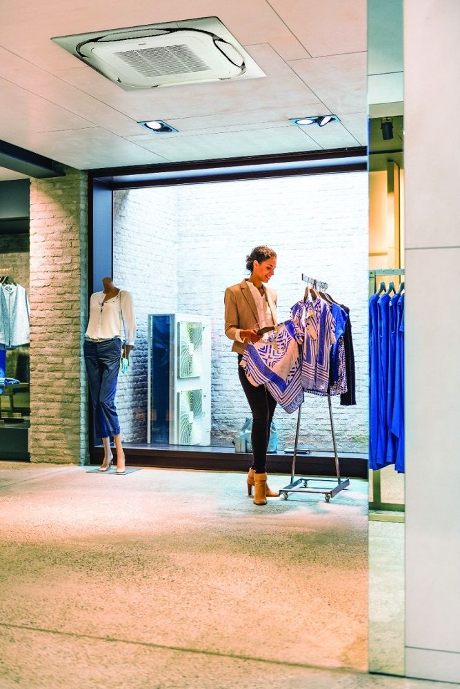 Кассетный кондиционер Daikin FCAG100B / RR100BW с зимним комплектом (-30T)