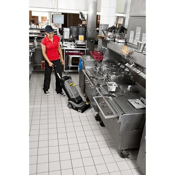 Поломоечная машина Karcher BR 30/4
